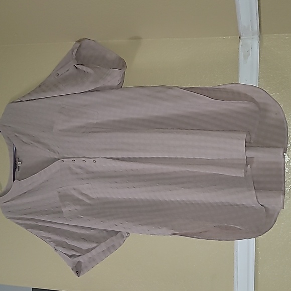 Scoop hem oversized PLUS 1X 3 button Shirt - Picture 2 of 8